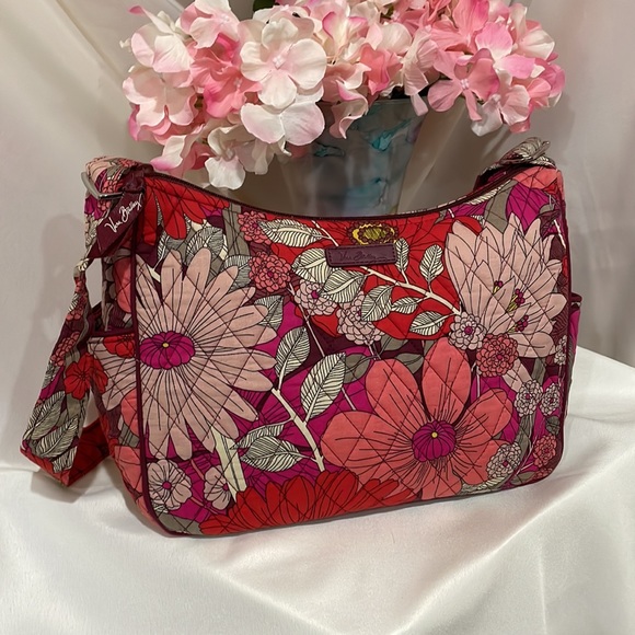 Vera Bradley on the go Crossbody purse - Picture 2 of 6